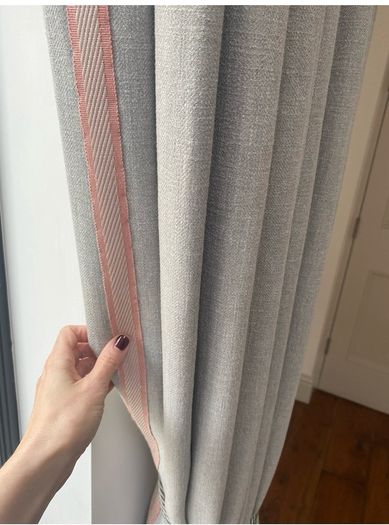 curtain double lined and pole