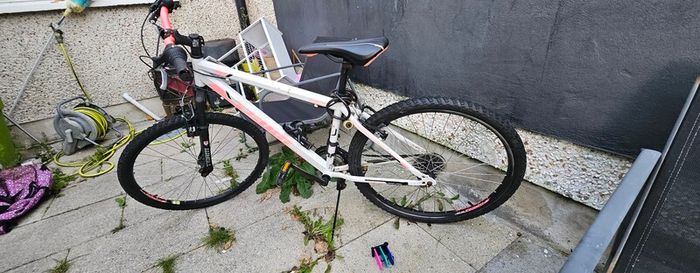Apollo Phaze Mens Mountain Bike. Great Working Order