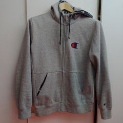 Champion Men's Hoodie - Medium