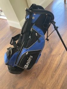 Junior golf bag with stand ( suit upto 9 yr olds)