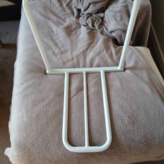 Bed Rail.