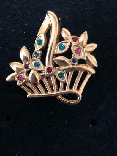 brooch