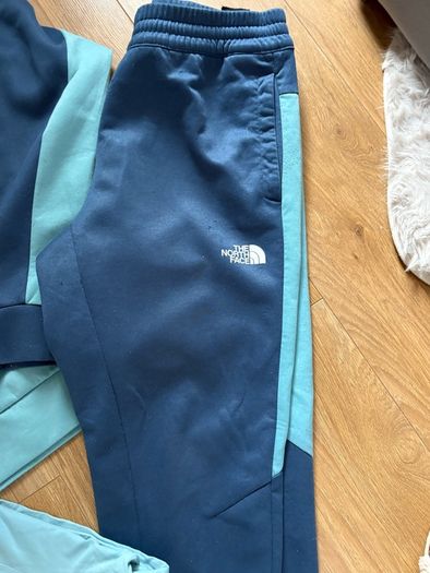 Men's Northface tracksuit