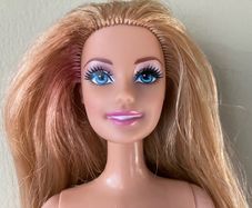 Vintage 1999 Barbie Doll