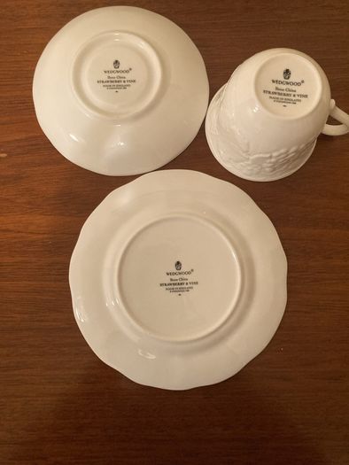 Teaset, Vintage, Wedgewood Strawberry & Vine