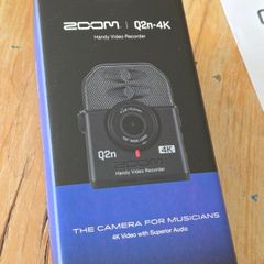 Zoom Q2n-4K Video camera + 256GB Card