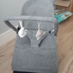 Gravity baby bouncer