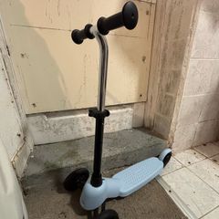 Oxelo B1 Kids Scooter - Like New (Indoor use only)