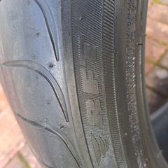 Bridgestone Turanza 275/40/18 Rft Used / never Damaged