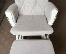 Gliding chair