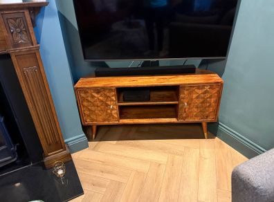 Corner TV Unit