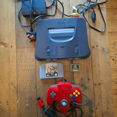 Nintendo 64 Console Game Bundle