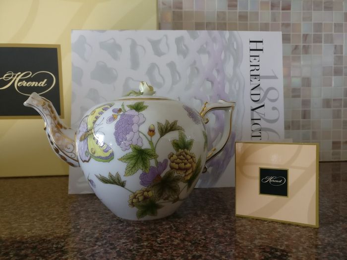 Herend Porcelain Royal Garden Evict Couples Tea Set (Tea for 2)
