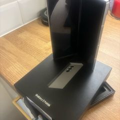 Samsung Galaxy Z Fold6 256GB Silver Shadow Unused