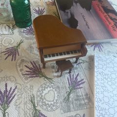 Music Wooden piano