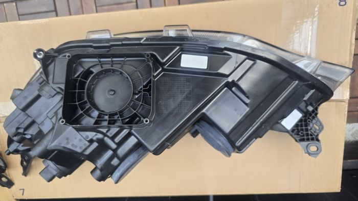 ford transit custom 2025 model head lights led