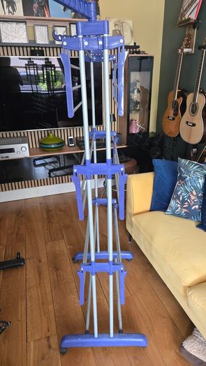 clothes horse