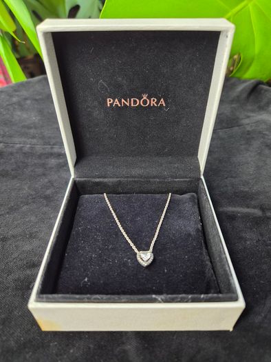 Authentic Pandora Sterling Silver Sparkling Elevated Heart Pendant Necklace with Box