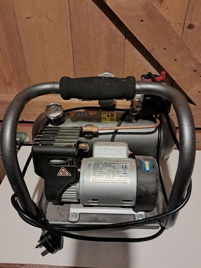 SENCO PC 1010 portable air compressor