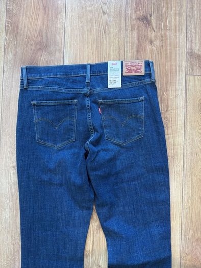 Levi's Women's jean's brand new with tags W31 L34