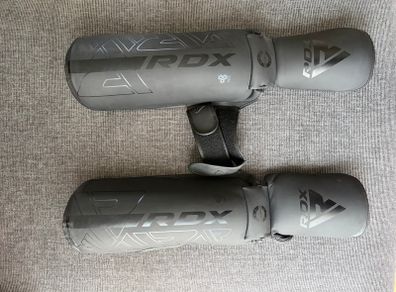 RDX Muay Thai / Kickboxing Gear (Shin Guards & Pads)