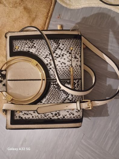 Women's handbags used 0