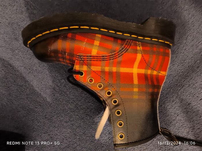 shoes Dr. Martens