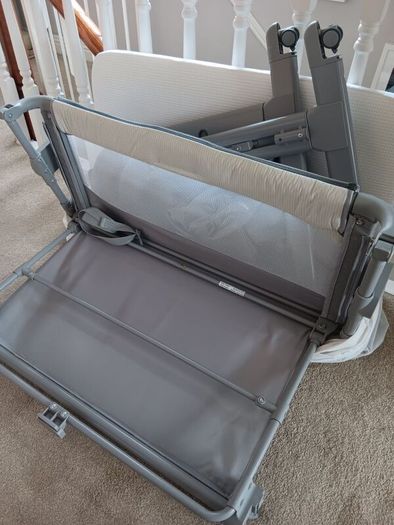 Chicco Next To Me Bedside Crib Excellent Condition
