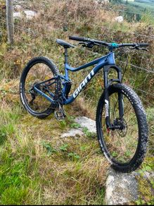 Giant stance 2 Medium full suspension