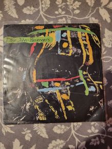 Elton John, Original 7 inch Vinyl Singles Bundle