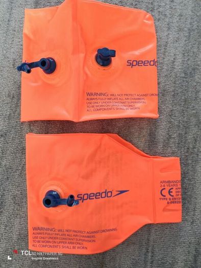 Speedo armbands.age 2/6