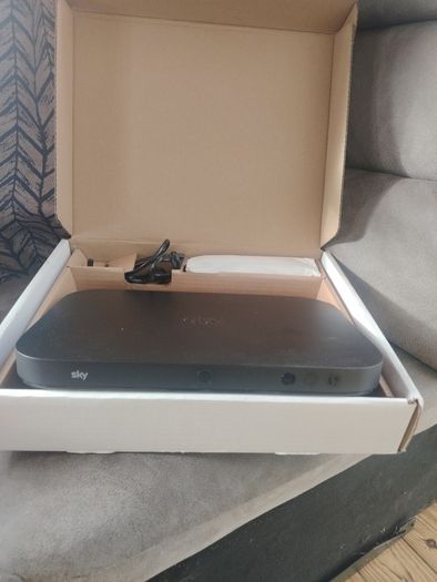 Sky Q Box