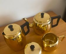 Vintage Towerbrite Gold andonished Set
