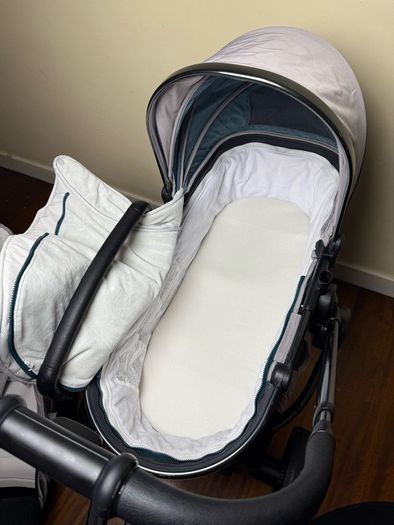 icandy peach with cyber car seat