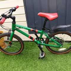 Raleigh Pop 18 Kids BMX bike with 6 gears VGC