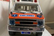 American Ambulance Dodge Scale 1/25 Polistil