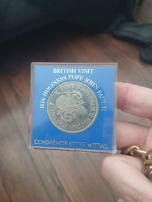 1982John Paul II British Visit Commemorate cased coin