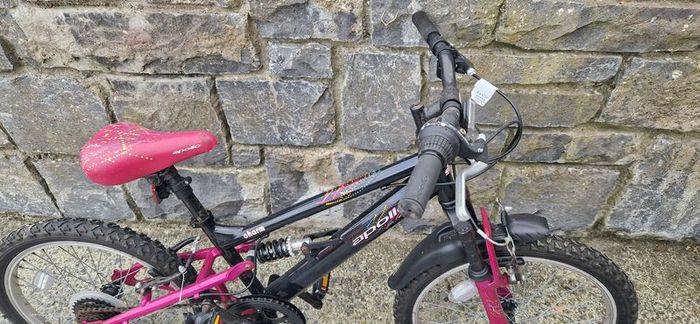 Apollo Charm 20 Kids Bike
