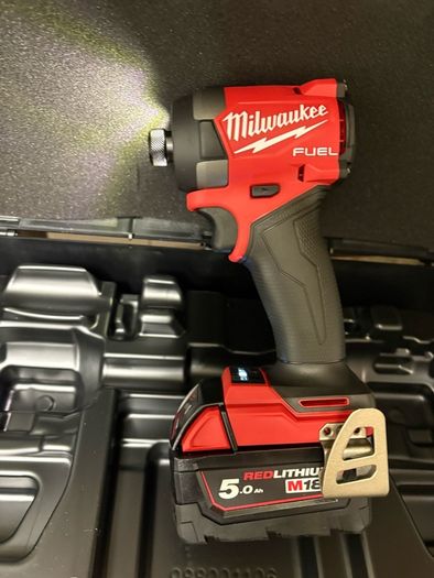 Milwaukee Gen 4 impact 5ah