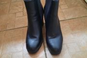 Ladies Boots (see other photos)