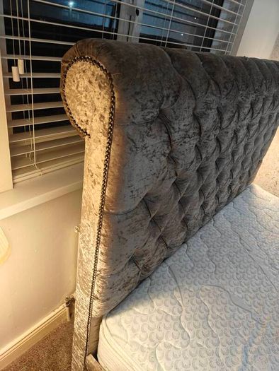 king-size bed