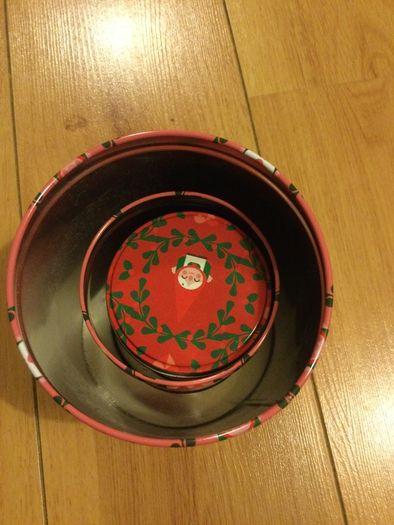 3 Beautiful Metal Tins with Christmas theme