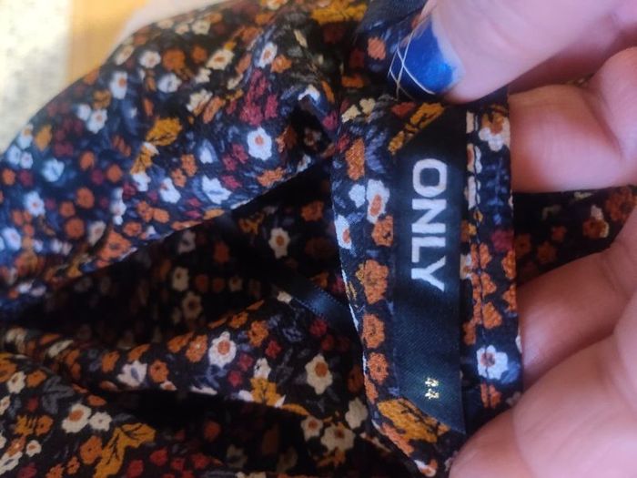 ONLY Women's Onlvic Ss AOP Top size UK16 EU44 Perfect condition Postage included