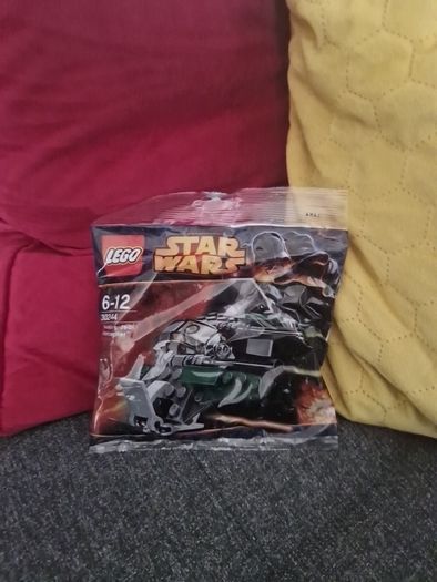 LEGO Star Wars Anakin's Jedi Intercepter (30244) free shipping