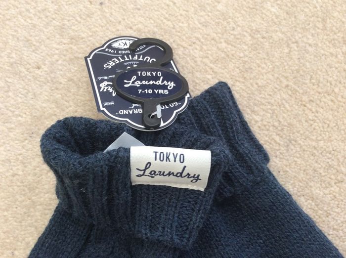 Tokyo Laundry Navy Mittens Age 7-10 BNWT