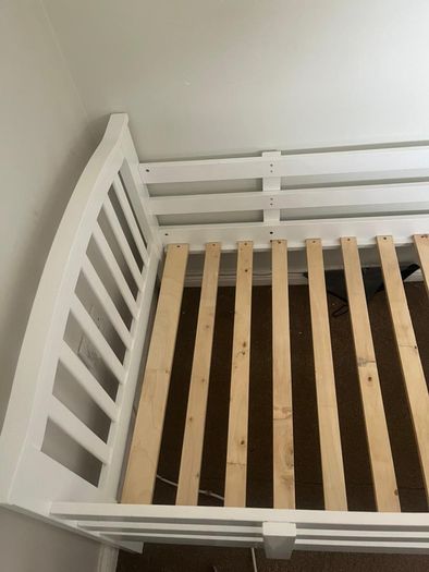 Solid wood White Single Bed FRAME (mattress size 90x190cm)