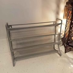4 tiered small shelves (29cm wide x 21cm high)