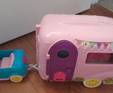 Barbie Chelsea Caravan and Car. 10% discount on final balance if you buy 3 Barbie items.
