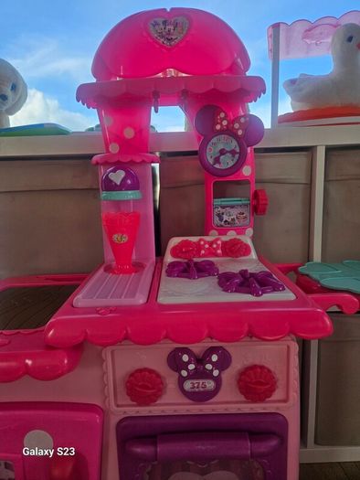 minnie mouse kitchen