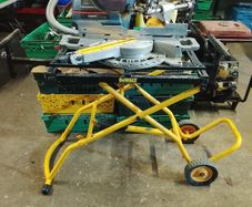 dewalt mitre saw and stand 10 inch blade